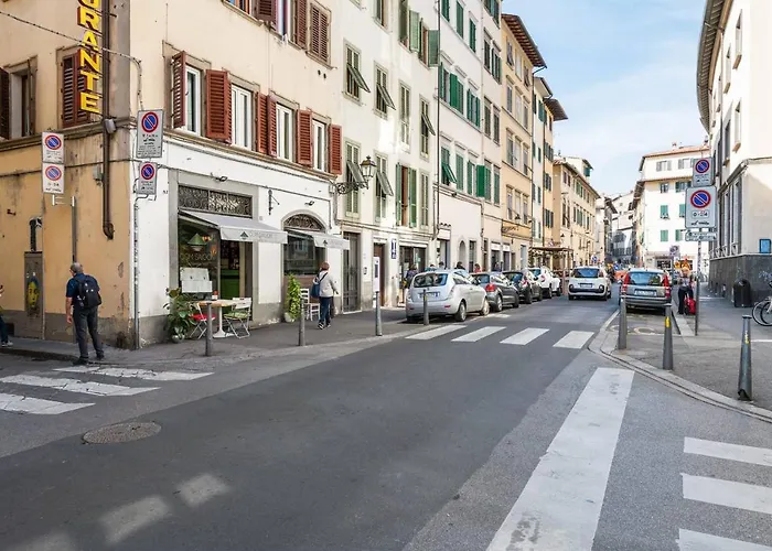Santa Croce Flat - Modern Apartment